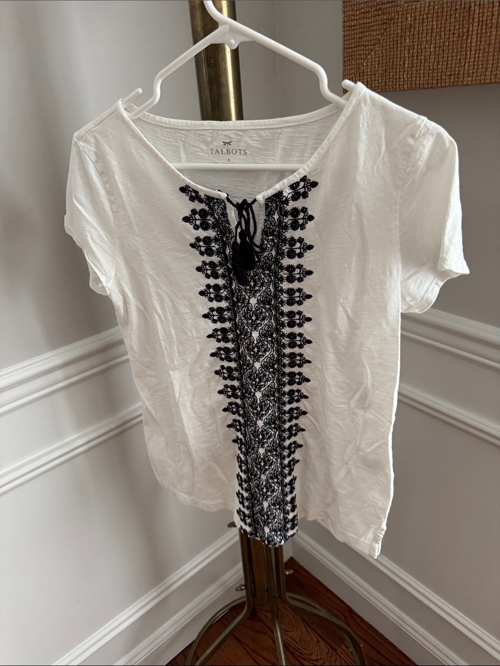 Talbots White Short Sleeve Top with Black Embroidered Front